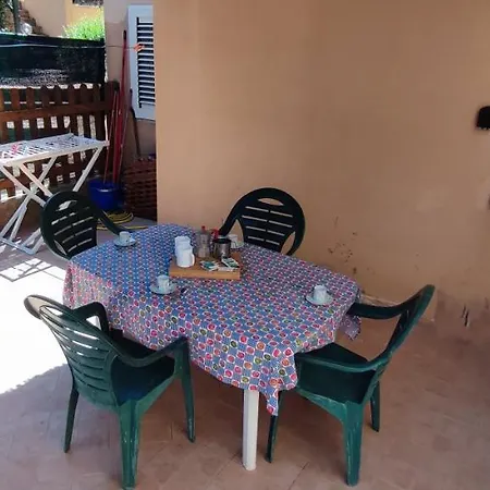 Semesterbostad Casa Gialla *